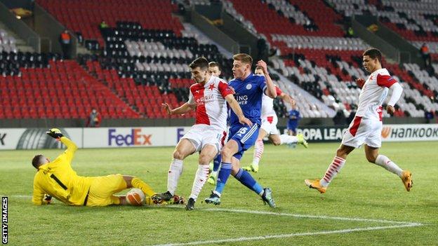 Slavia Prague hold Leicester to goalless draw in first leg of Europa League  last-32 tie