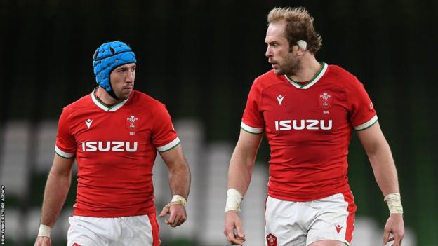 Both Justin Tipuric and Alun Wyn Jones have captained Ospreys and Wales