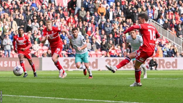 Middlesbrough 2-1 Southampton: First league win of season for Carrick - BBC  Sport