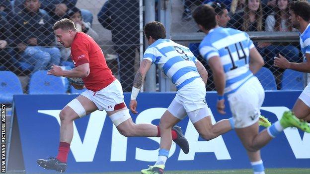 James Davies scores vs Argentina