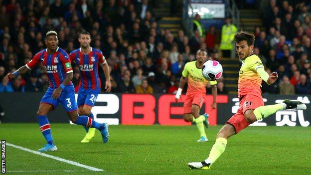 Manchester City abre 2 a 0, mas leva empate do Crystal Palace em