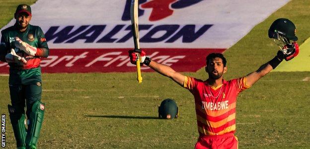 Sikandar Raza celebrates his century against Bangladesh