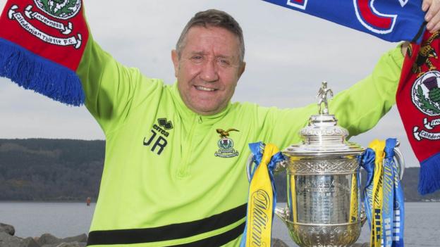 Hearts v Inverness CT: John Robertson hopes fans' expectations are burden