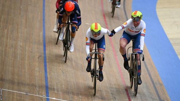 Katie Archibald and Elinor Barker competing in the women's madison at the European Track Championships