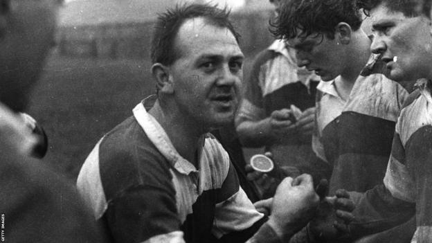 Clive Rowlands