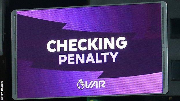 VAR sign