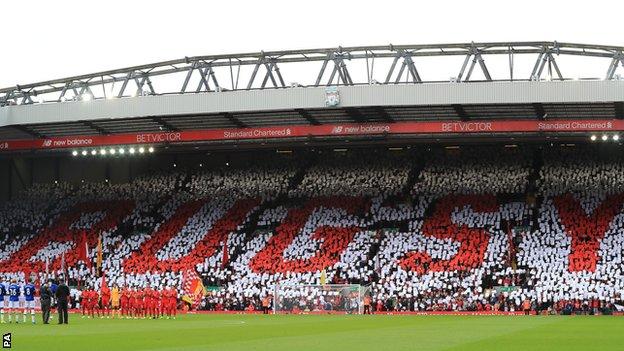 There was a pre-match tribute to former Liverpool captain, coach and caretaker manager Ronnie Moran, who died in March at the age of 83, with a minute's applause and a Bugsy mosaic, in reference to his nickname, on the Kop