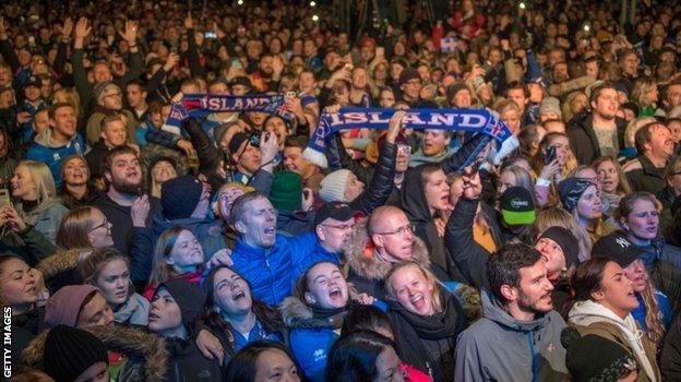 Thousands of fans gathered in the the centre of Reykjavik to celebrate the historic victory