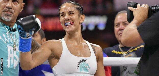 Amanda Serrano retained her WBC and WBO featherweight belts by beating Yamileth Mercado last weekend