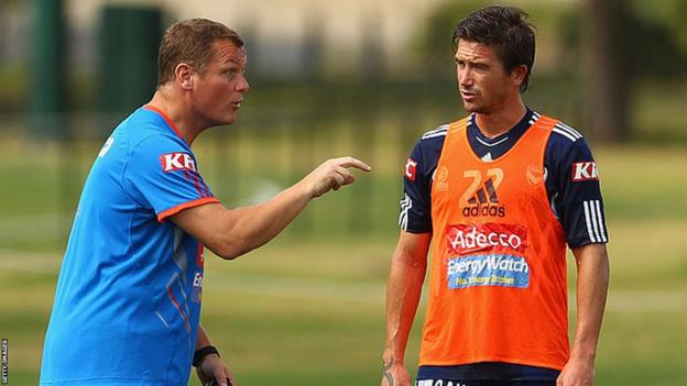 Jim Magilton and Harry Kewell