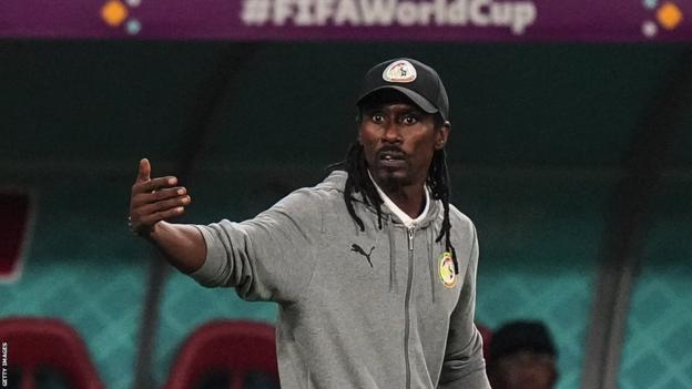 Aliou Cisse in the Senegal dug out