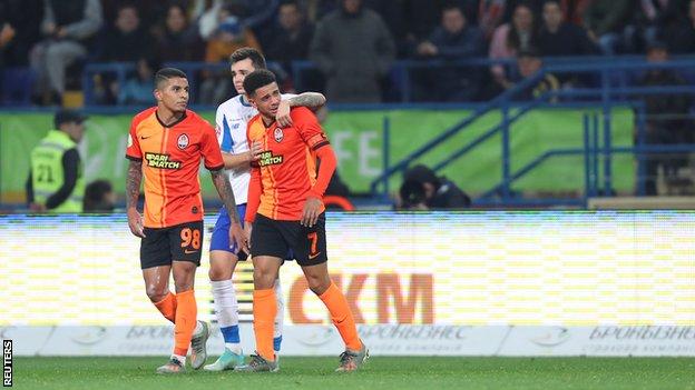 Taison in tears on the pitch