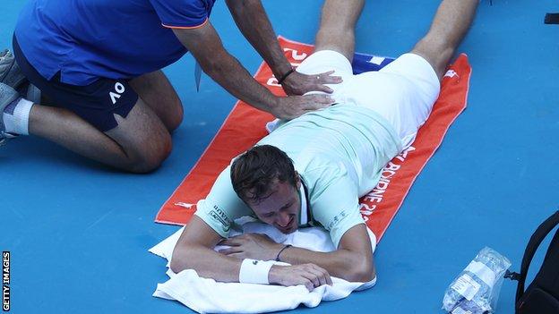 Daniil Medvedev needed treatment on his right hip during the third set