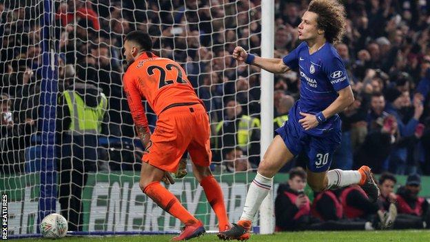 David Luiz scored the winning penalty for Chelsea against Tottenham