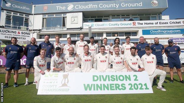 Essex celebrate winning the Division Two title