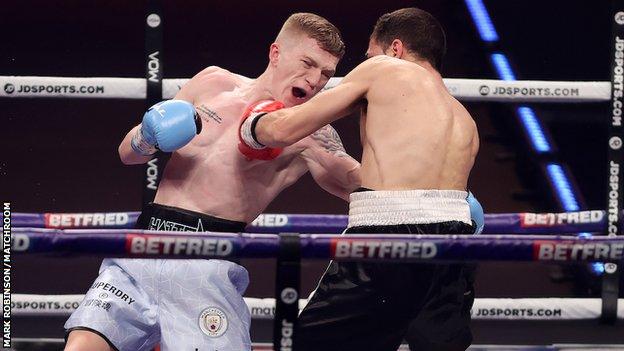 Campbell Hatton: Ricky Hatton's son eases to debut win ...