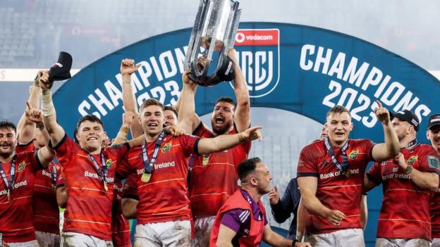 Munster players celebrate with United Rugby Championship title