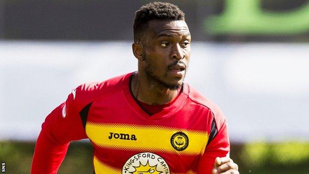 Follow David Amoo by signing Partick Thistle deal, urges Firhill boss ...