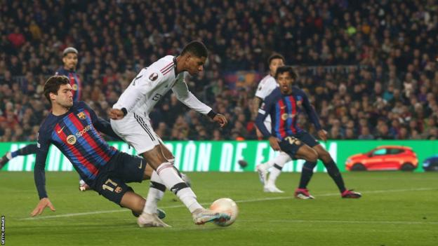 Marcus Rashford scores Manchester United's first goal against Barcelona