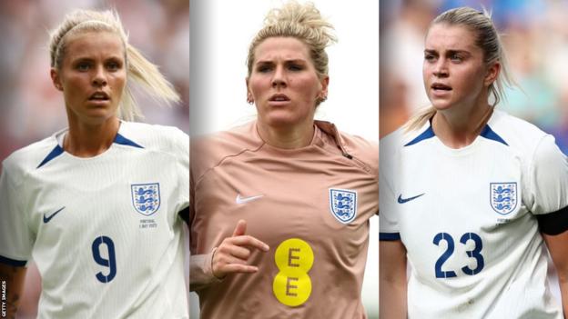 Rachel Daly, Millie Bright y Alessia Russo