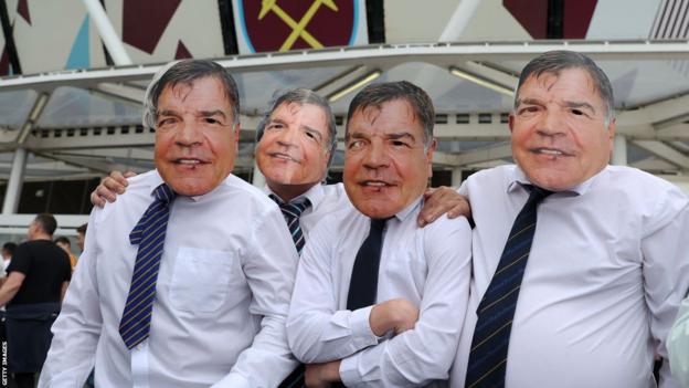 Leeds fans wear Sam Allardyce facemasks at West Ham