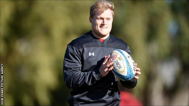 Aled Davies Wales scrumhalf aims to fill Ospreys void left by Rhys
