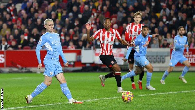 Phil Foden scores Manchester City's opening goal at Brentford