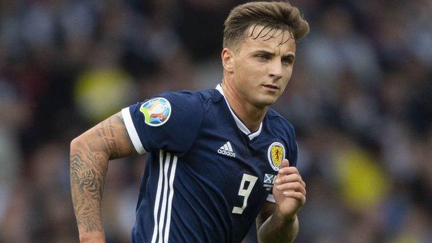 Scotland: Eamonn Brophy replaces Lawrence Shankland in squad - BBC News
