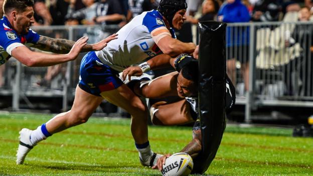 New Zealand 23-8 Great Britain Rugby League Lions: Kiwis inflict third tour defeat thumbnail
