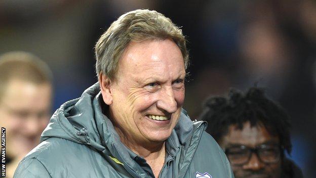 Neil Warnock's half-time talk inspires Cardiff win over Wolves - BBC Sport