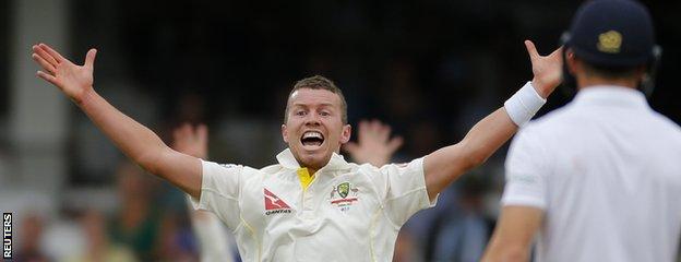 Peter Siddle appeals for a wicket