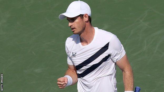 Andy Murray in action against Frances Tiafoe