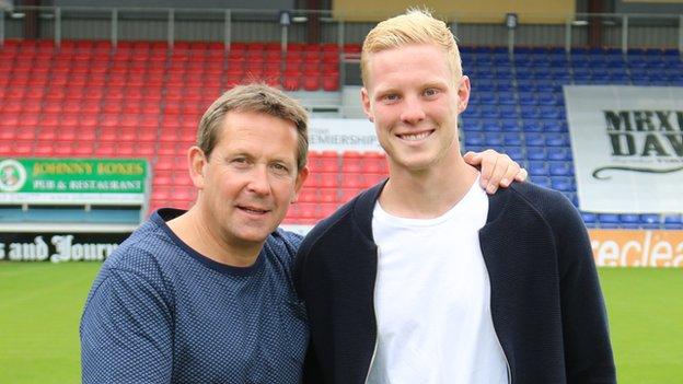 Ross County assistant Billy Dodds with Darren Holden