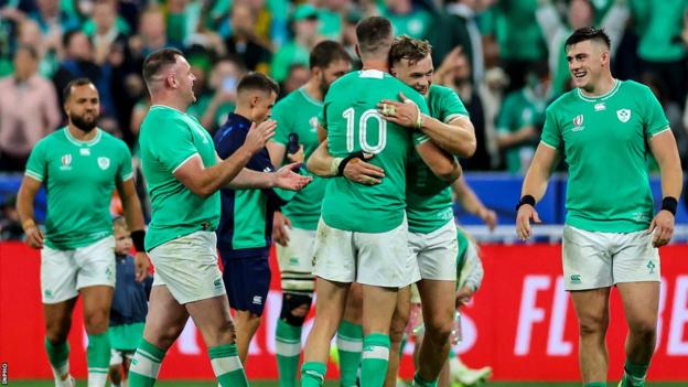 Ireland players celebrate beating South Africa