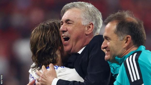 Carlo Ancelotti celebrates after his Real Madrid defeat Liverpool in the 2022 Champions League final