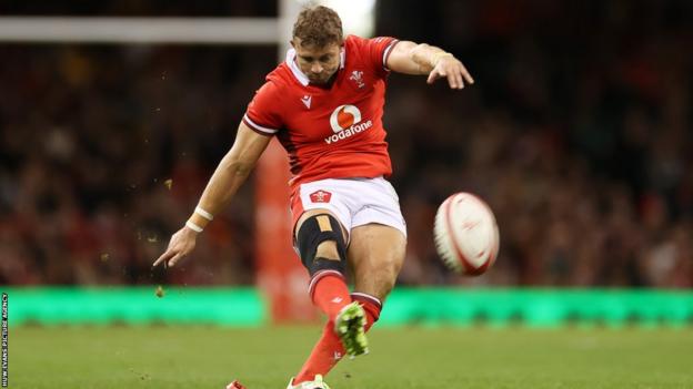 Leigh Halfpenny produced five successful kicks on his final game for Wales against Barbarians in November 2023