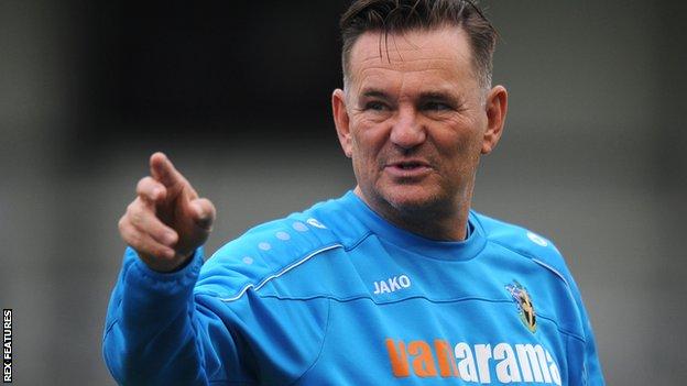 Sutton United manager Paul Doswell