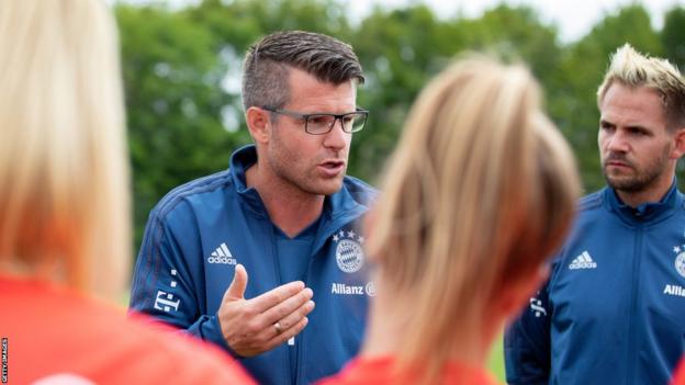 Jens Scheuer durante una sesión de entrenamiento