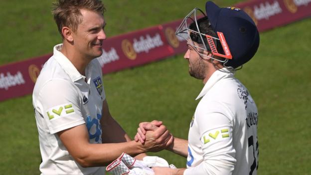 Durham captain Scott Borthwick (left) and Ollie Robinson