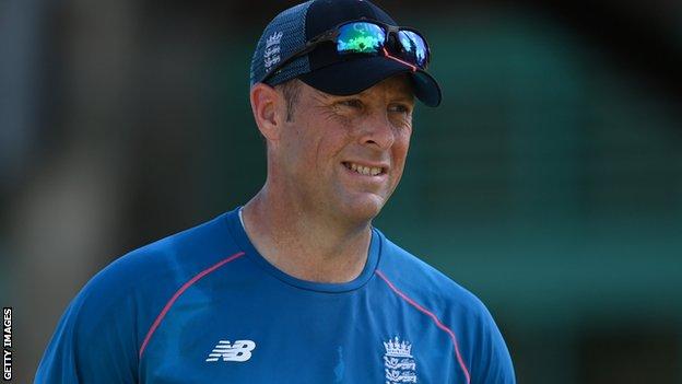 Marcus Trescothick: England batting coach tests positive for Covid-19