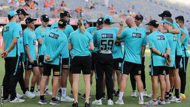 Big Bash League Brisbane Heat And Sydney Sixers Postponed Following Covid 19 Outbreak c Sport