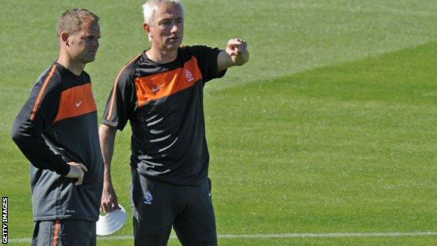 Frank de Boer (left) and Bert van Marwijk at the 2010 World Cup