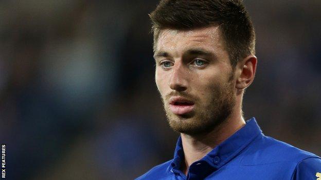 Michael Cain: Blackpool sign Leicester City midfielder on loan - BBC Sport