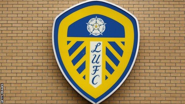 Why Leeds United's horrendous new badge make us nostalgic for the old London  Pro Evo clubs 