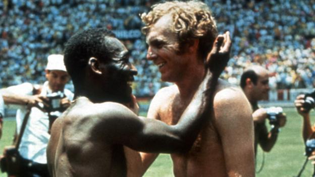 Pele exchanges shirts with England's Bobby Moore at the 1970 World Cup