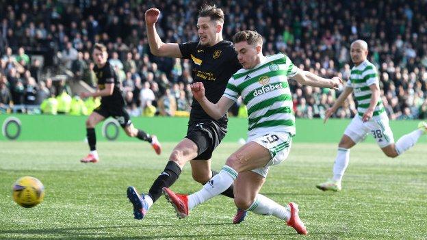 Celtic's James Forrest celebrates