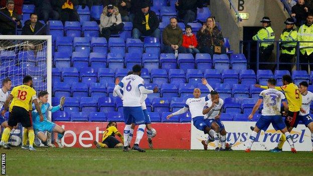 Kaylen Hinds scores for Watford