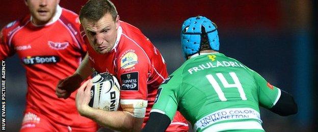 Scarlets' Hadleigh Parkes