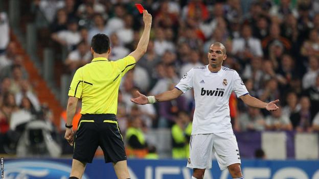 Pepe gets a red card while playing for Real Madrid.