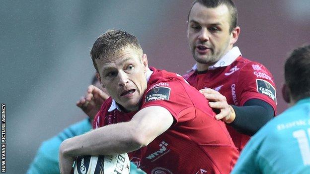 Johnny McNicholl in action for Scarlets